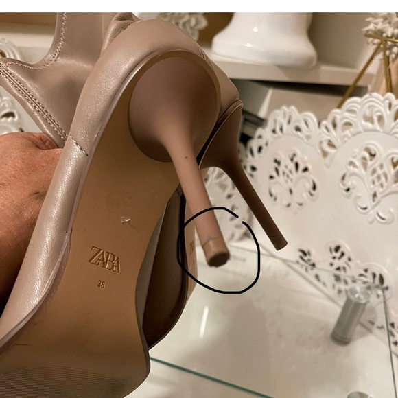 Zara soft leather boots with 4 inches pencils heels. - Picture 13 of 13